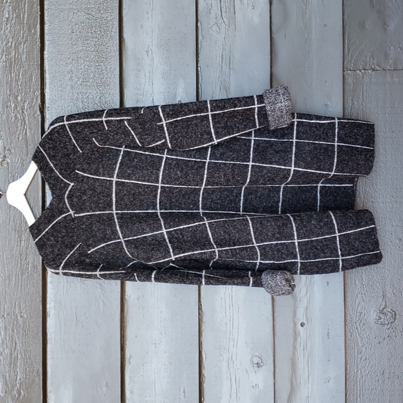 CYRUS Windowpane Plaid Open Front Long Cardigan Sweater Black Gray sz L Women's - Picture 3 of 6